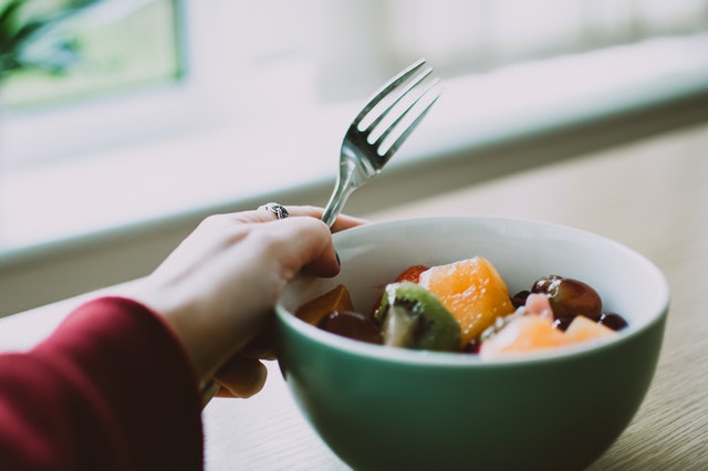 Benarkah Salad Buah Kekinian Bagus Untuk Diet?